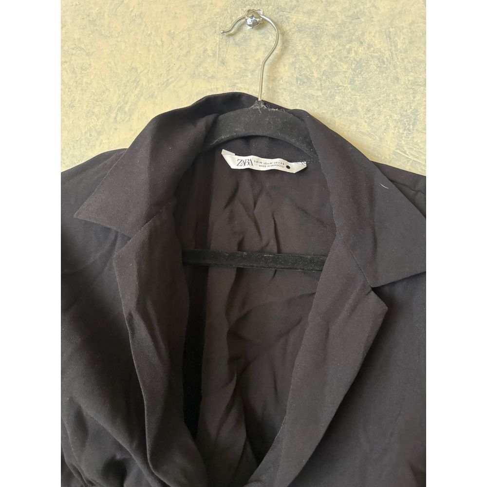 Zara cropped long sleeve plunge V-neck‎ blouse